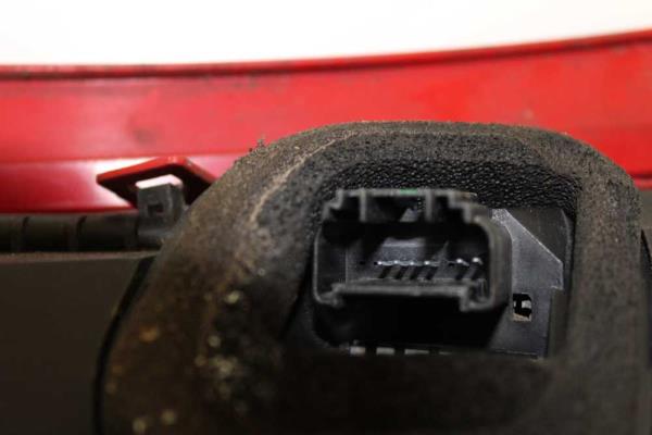 FEU ARRIERE DROIT PEUGEOT 107 - Vue 3